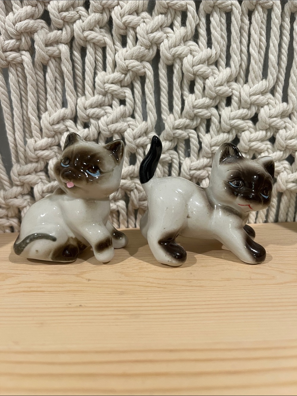 Porcelain Siamese Cat Figurine Set - Vintage 1960s Era
